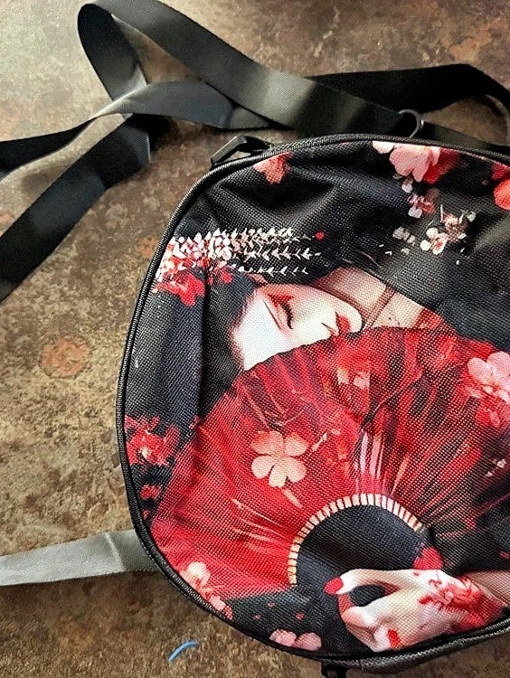 Geisha  Round Crossbody Bag in Black & Red